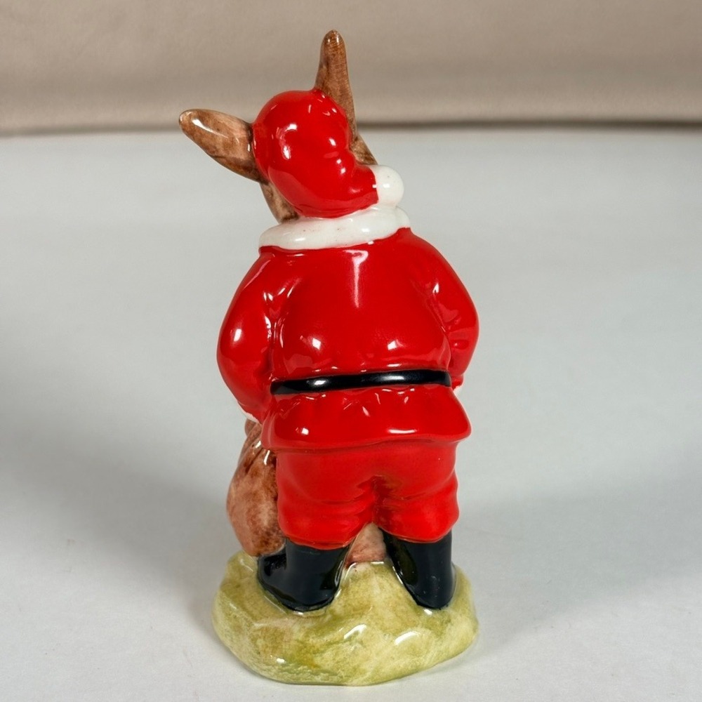 Royal Doulton Santa Bunnykins Happy Christmas Figurine Anthropomorphic 1981 4in - Picture 3 of 9